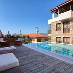 Sultan Szálloda 3*