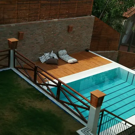 Sultan ホテル キラズリ